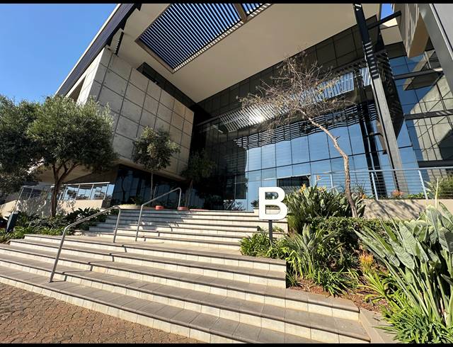 788M² OFFICE TO LET IN DORINGKLOOF